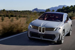 BMW Vision Neue Klasse X: Rivoluzione nel Design e Sostenibilità nel Futuro delle Auto Elettriche